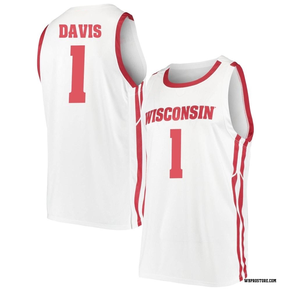 Youth Johnny Davis Wisconsin Badgers Replica Basketball Jersey - White